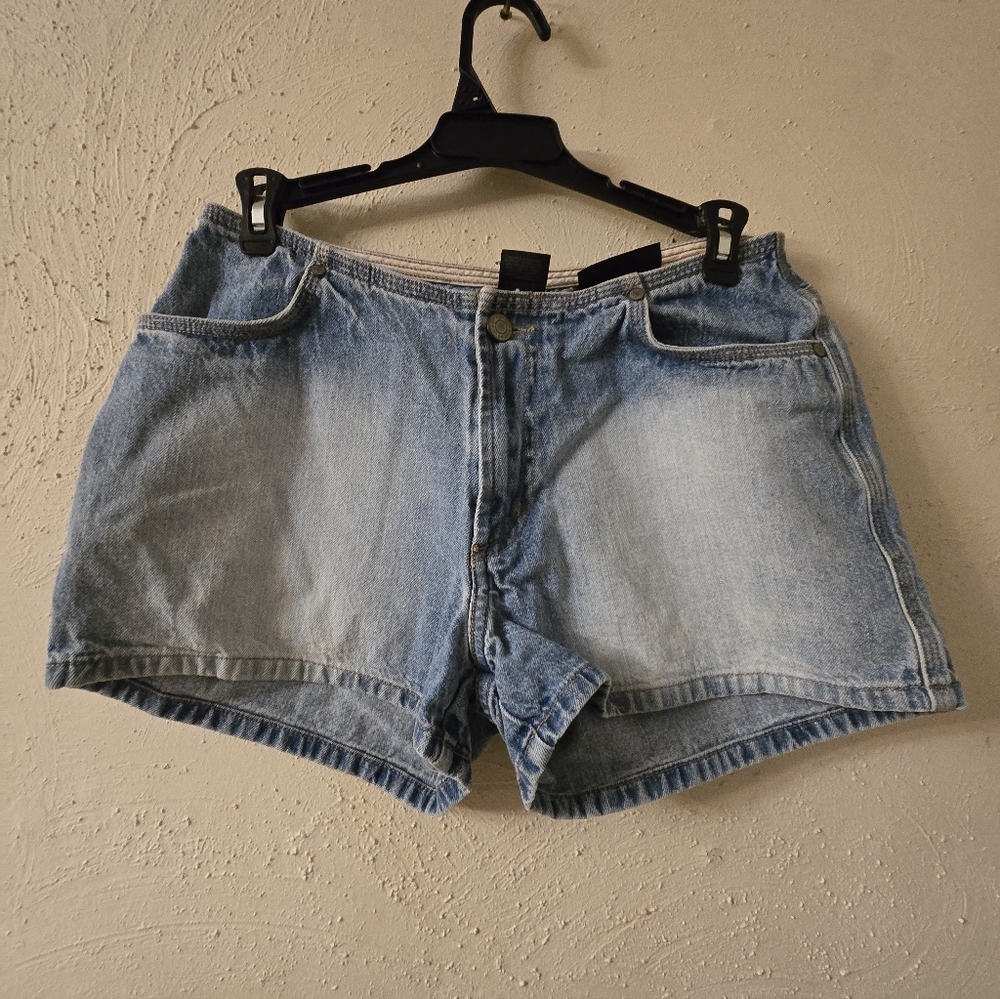 No Boundaries Faded Blue Denim Shorts